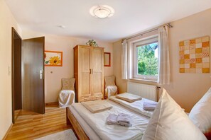 3 camere, ferro/asse da stiro, Wi-Fi gratuito, lenzuola