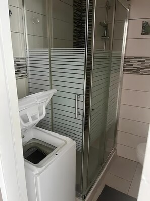 Hair dryer, towels, toilet paper