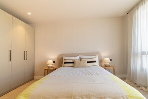 4 bedrooms, free WiFi