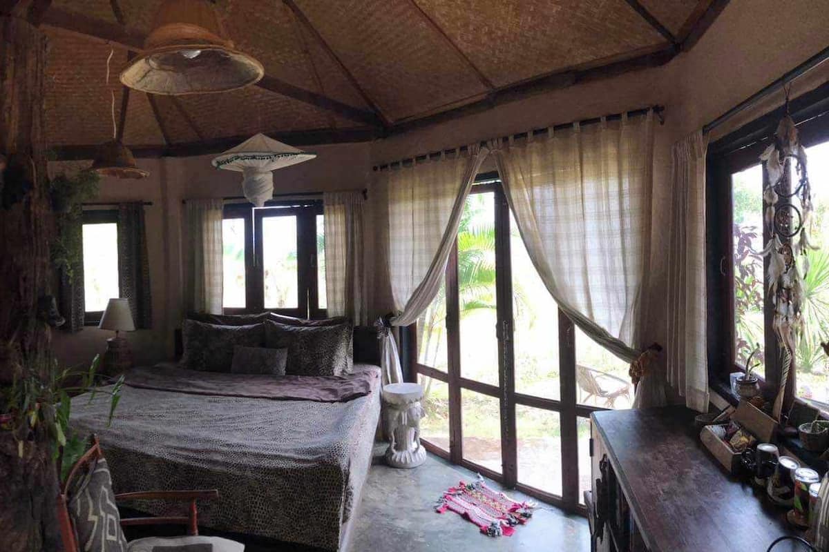 Classic Room, Private Bathroom, Hill View