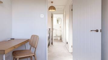 House, City View | 2 bilik tidur, seterika/papan seterika, Wi-fi percuma