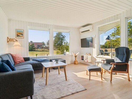 "Mirkka" - 200m from the sea by Interhome