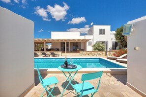 Seasonal outdoor pool