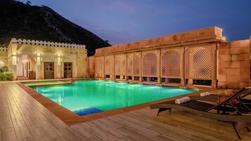 Seasonal outdoor pool