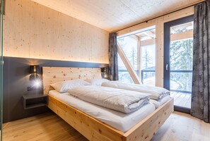 4 bedrooms, free WiFi