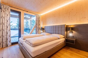4 bedrooms, free WiFi - Amazing chalet with sanua and hot tube (Turrach)