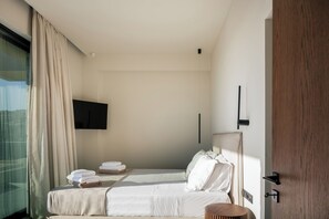 7 bedrooms, iron/ironing board, travel cot, free WiFi