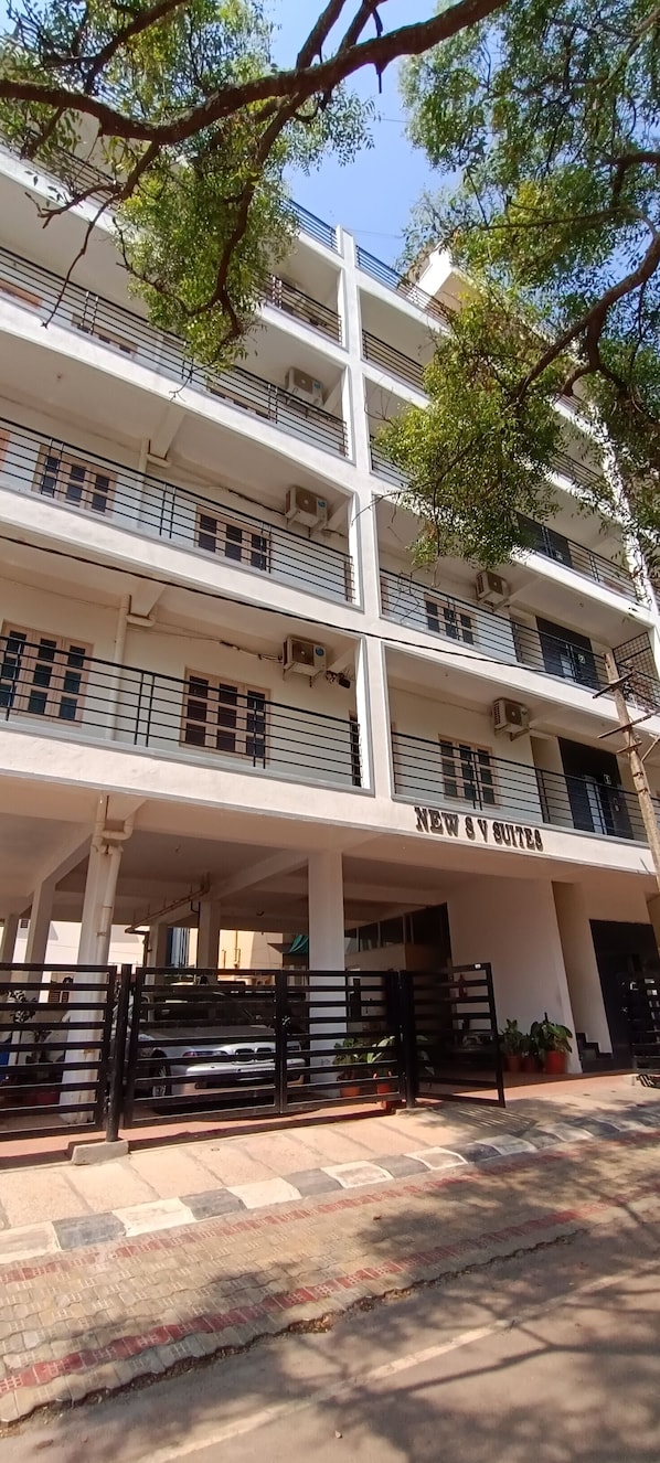 Exterior - New SV Suites Yelahanka (Bengaluru)