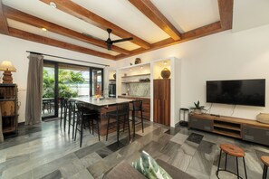 Interior detail - 88 Steps Villa 4BR Seaside An Bang Beach (Da Nang)