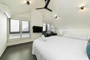 4 bedrooms, desk, soundproofing, free WiFi - 88 Steps Villa 4BR Seaside An Bang Beach (Da Nang)
