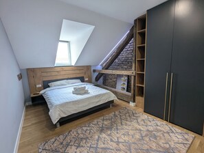 2 Schlafzimmer, Reisekinderbett, kostenloses WLAN, Bettwäsche