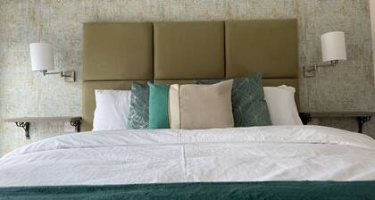 Class Stays - Room 6