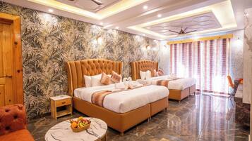 Family Suite | Egyptian cotton sheets, premium bedding, down duvets, memory-foam beds