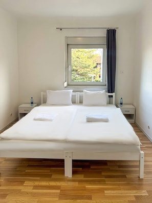 2 bedrooms, free WiFi, bed sheets