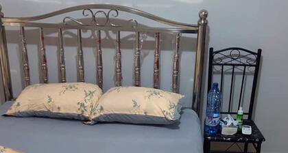 comfy & simple room in the middle of Kinshasa,2 minutes from the boulevard