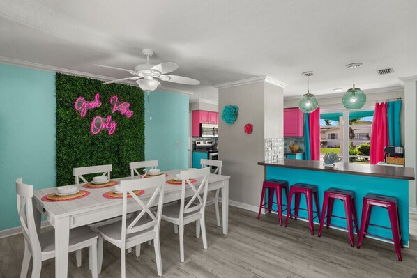 Unclassified image, 1 of 53, button