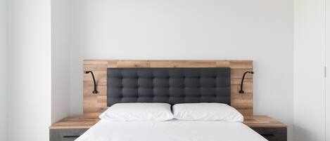 4 Schlafzimmer, Bügeleisen/Bügelbrett, kostenloses WLAN, Bettwäsche