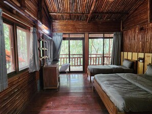 傳統平房 | 高級寢具、布置獨特、書桌、筆電工作空間