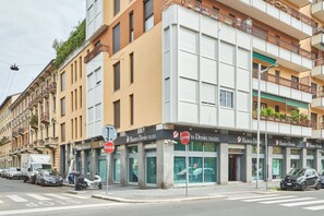 Exterior - Easylife - Studio with Balcony in Porta Venezia (Milano)