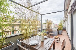 Outdoor dining - Easylife - Apartment with terrace in Buenos Aires (Milano)