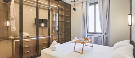 1 slaapkamer, een strijkplank/strijkijzer, wifi, beddengoed