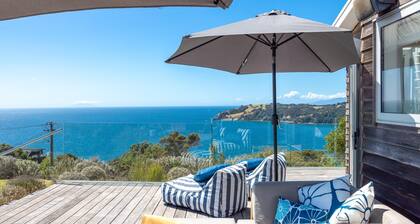Superbly appointed, luxury 2-bedroom holiday home with incredible views!