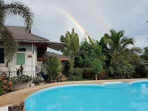 Exterior - Nuch's Apple Guest House (Si Bun Rueang)