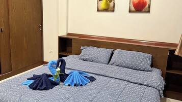 Classic Double Room, Patio, Garden View | Kalis bunyi, Wi-fi percuma