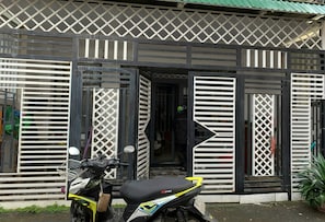 Front of property - OYO 1248 Quyen House (Da Lat)