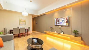 Suite familiar, 2 habitaciones | Servicio a la habitación