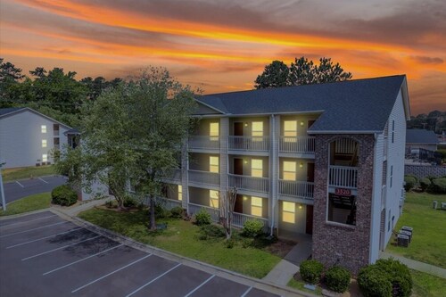 CB 3516-301  Modern Fayetteville Charm