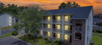 CB 3516-301  Modern Fayetteville Charm