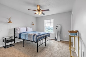 2 bedrooms, desk, iron/ironing board, travel crib