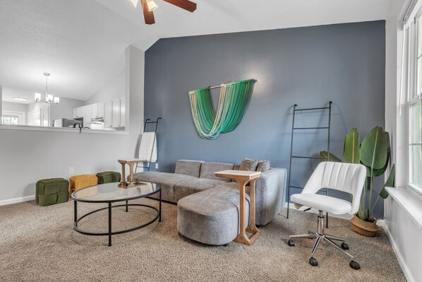 Smart TV, offices