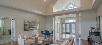 Verandas 2123 I Comfortable W A Modern Flair