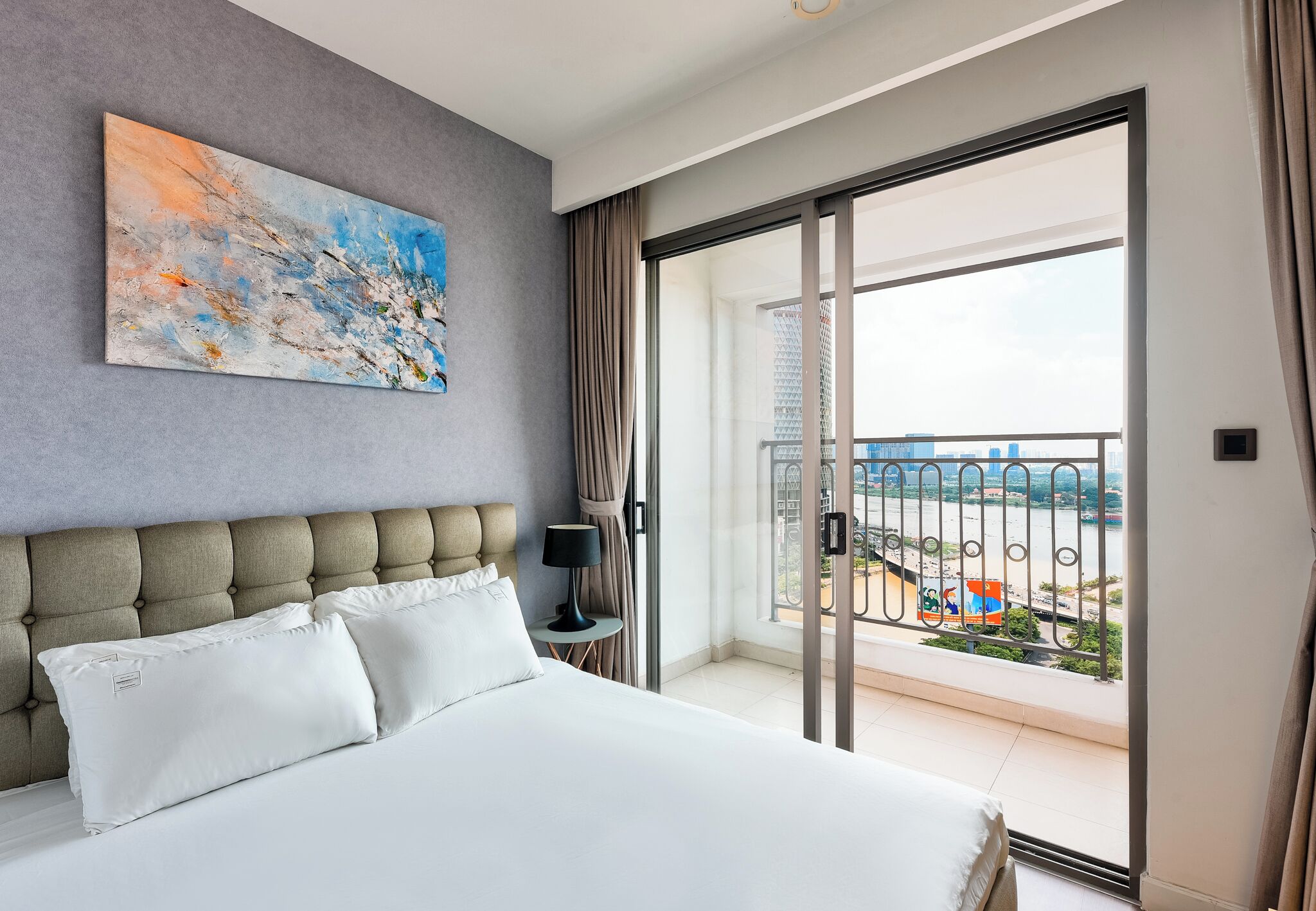 Luxury Apartment, Balcony, City View | Premium bedding, in-room safe, individually furnished, desk