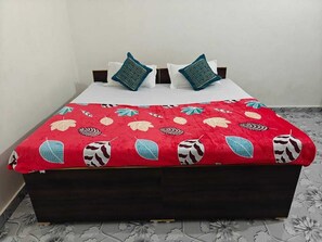 1 habitación, espacio para trabajar con laptop y wifi gratis 