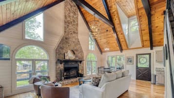 TV, fireplace, offices