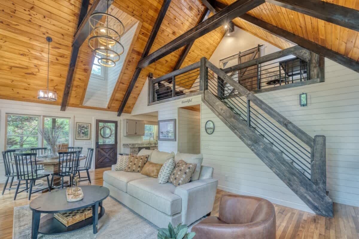 TV, fireplace, offices