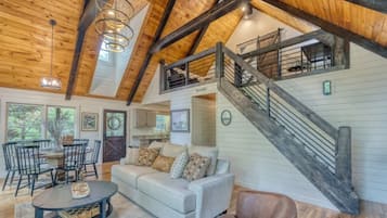 TV, fireplace, offices