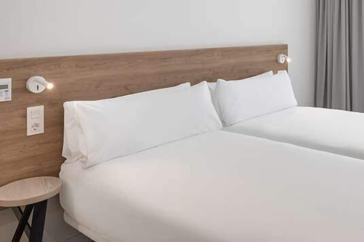 In-room safe, desk, blackout drapes, free WiFi