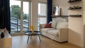 Apartment, 2 Bedrooms, Balcony | Living room