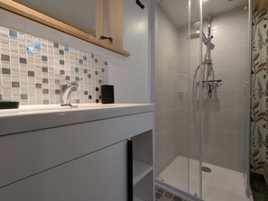 Towels - Cottage with heated pool, enclosed garden and WiFi in Baignes (Baignes-Sainte-Radegonde)