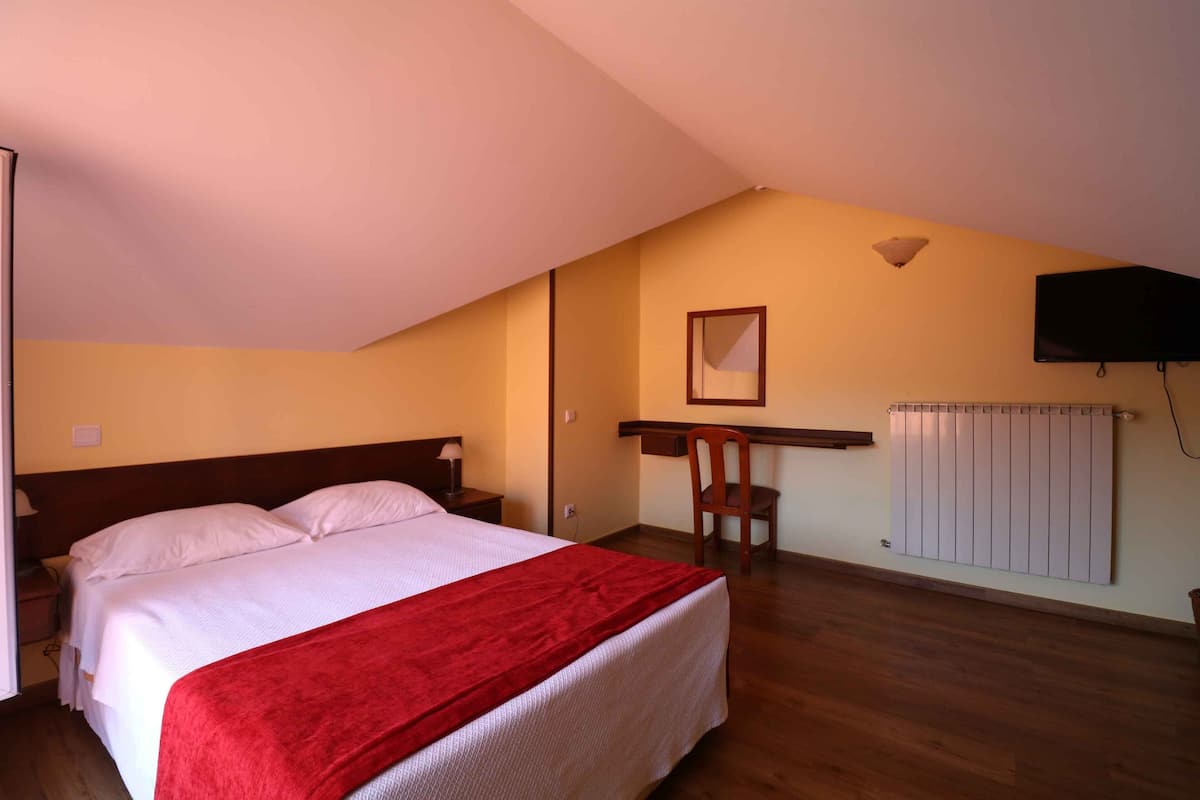 Comfort Room | Free WiFi