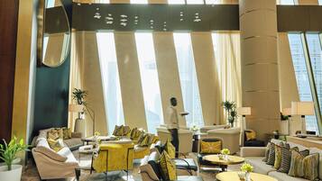 Lobby lounge