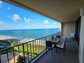 Property grounds - Oceanfront High-Rise Full Condo (Jupiter)