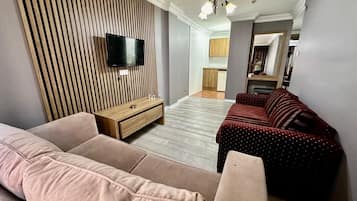 1 bedroom, desk, laptop workspace, free WiFi