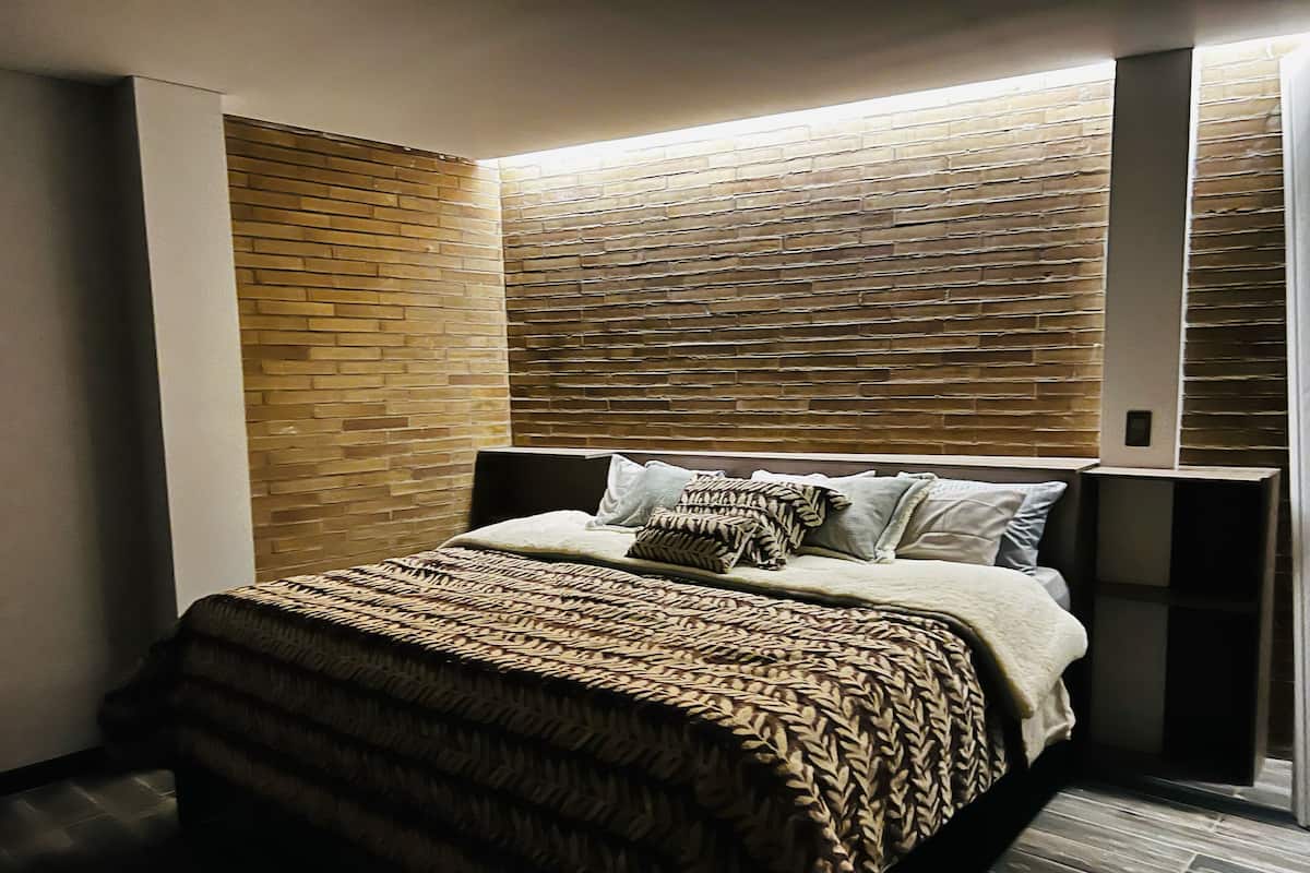 Deluxe Apartment, City View