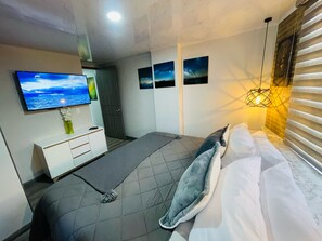 Comfort Apartment, Balcony, City View | Blackout curtains, iron/ironing board - SUITES H&A 911 (Bogotá)