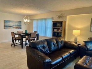 Dining Area - Luxury at its Finest in this 3/3 Oceanfront #8301 at the Towers in Ponce Inlet (Ponce Inlet)